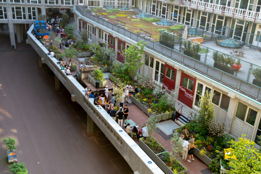 Maaskantpark Groot Handelsgebouw van bovenaf
