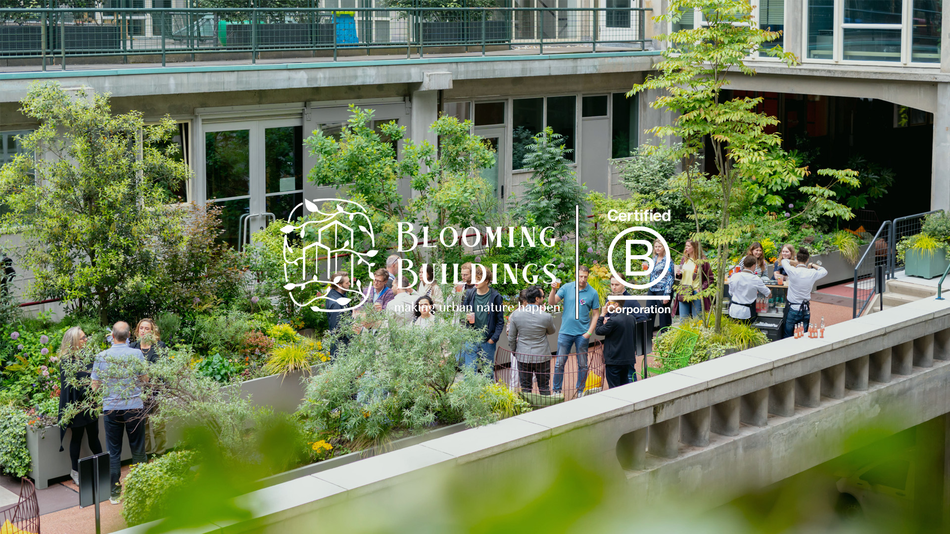 GHG met B Corp en Blooming Buildings logo